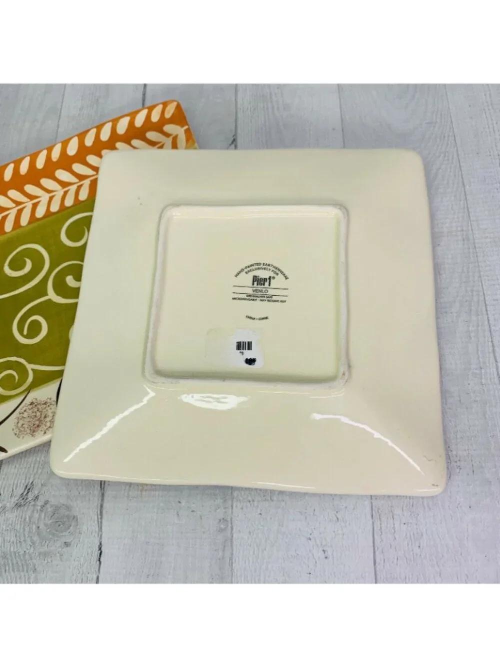 Pier 1 One VENLO Hand Paint Earthenware Abstract Design Salad Lunch Plates Set 4